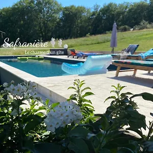  Hébergement de vacances La Safranière