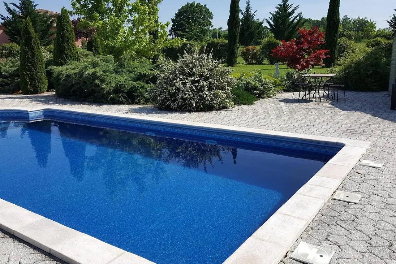Logement Avec Piscine, Classe 3 Etoiles, De 42 M2 Tout Confort Au Calme Pour Un Couple Cahuzac-sur-Vere