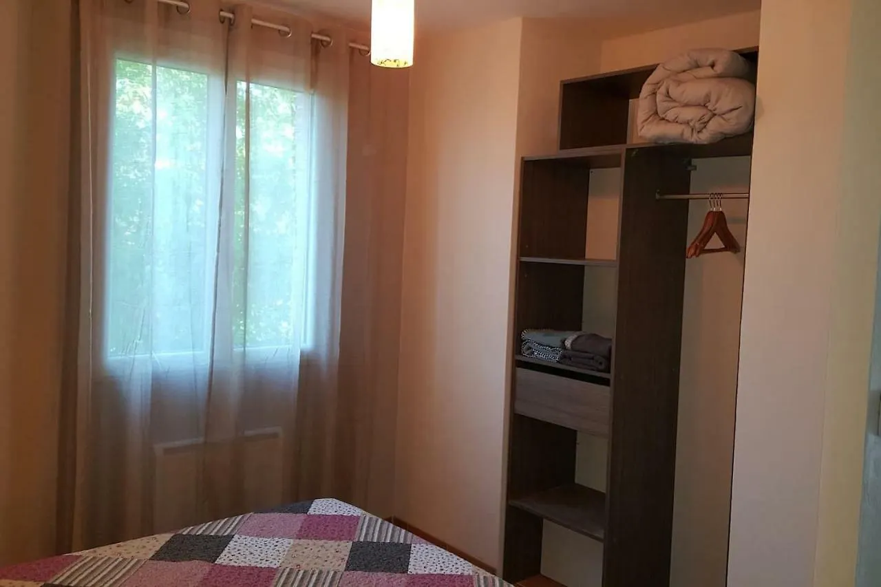 Logement Avec Piscine, Classe 3 Etoiles, De 42 M2 Tout Confort Au Calme Pour Un Couple Cahuzac-sur-Vere France